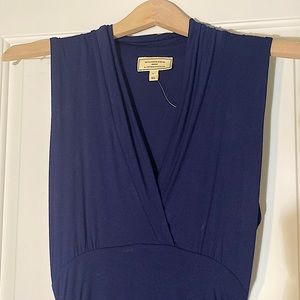 I am selling a dress it’s from Anthropologie never been worn.